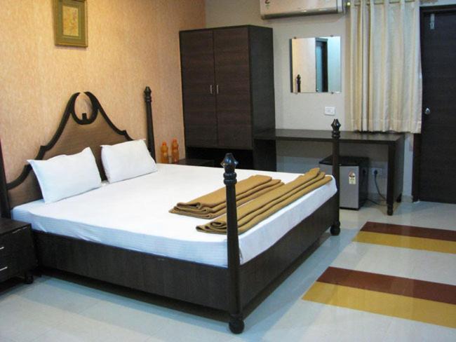 Aum Health Resort Vadodara Zimmer foto