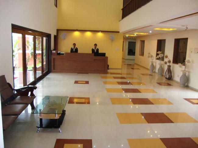 Aum Health Resort Vadodara Exterior foto